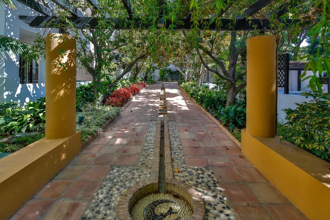 Jardines Las Golondrinas Apartments Elviria Marbella Exterior foto